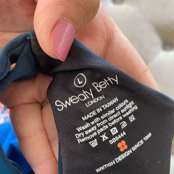 Sweaty Betty Power Cropped Workout Tank Large - Picture 7 of 7